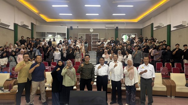 Dokumentasi Kegiatan Kuliah Praktisi D3 PSL